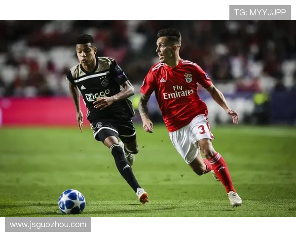 从佩纳罗尔到本菲卡再到英超焦点：努涅斯职业生涯全景复盘