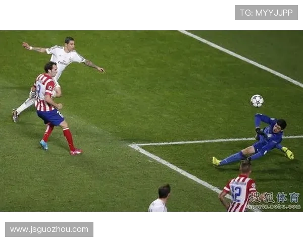 迪马利亚与贝尔：速度冲击型vs技术型边锋差异解析